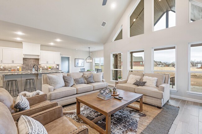 1305 Falls Dr, Sapulpa, OK 74066 - photo 5