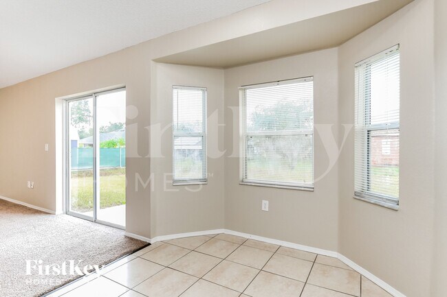 122 Brandy Chase Blvd, Winter Haven, FL 33880 - photo 5