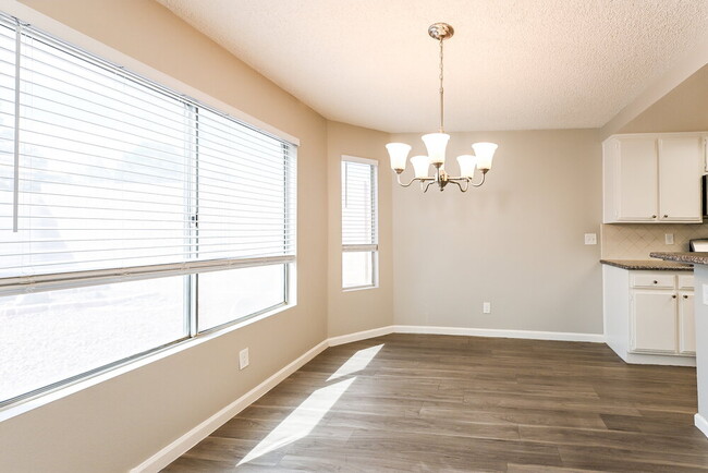 2811 Cacto Ct, Henderson, NV 89074 - photo 6