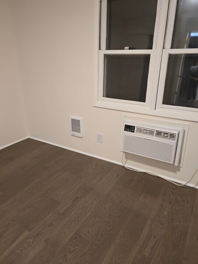 77 Juniper Rd, Bethel, CT 06801 - photo 2