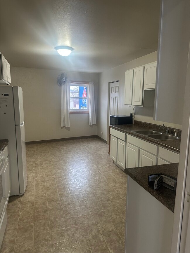 1908 W Main St, Rapid City, SD 57702 - photo 3