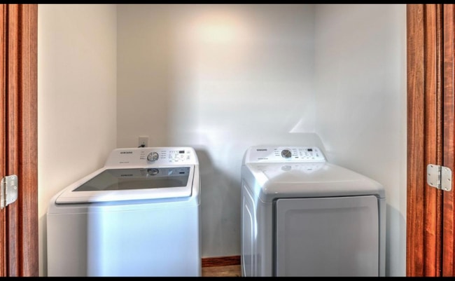 419 Sierra Place, Roberts, WI 54023 - photo 2