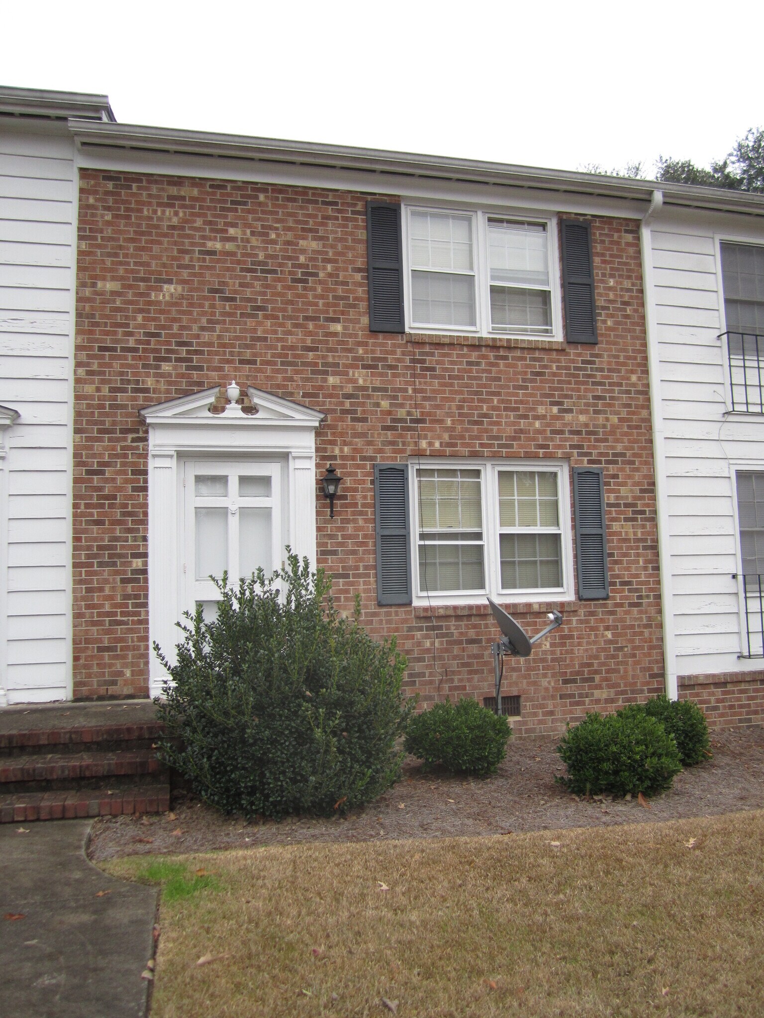 610 Park Ave, Goldsboro, NC 27530 - photo 1