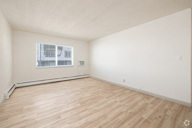 Olympic Square - Gorgeous Renovated Apartments, Colorado Springs, CO 80909 - photo 7