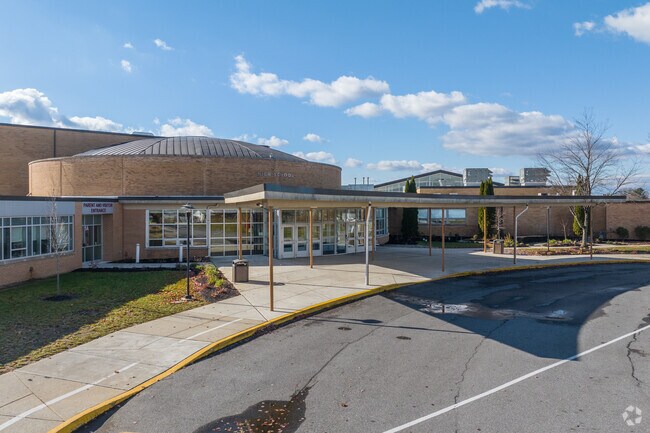 Whitehall High School receives an overall B- grade from niche.com.