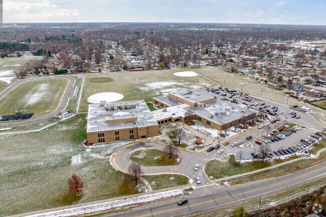 Blackhawk Middle School is a public school in Fort Wayne with a B- Niche rating.