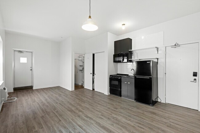 1136 W Wilson Ave unit 218, Chicago, IL 60640 - photo 6