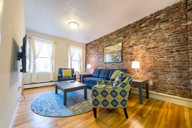 15 Garden St unit 4, Boston, MA 02114 - photo 2