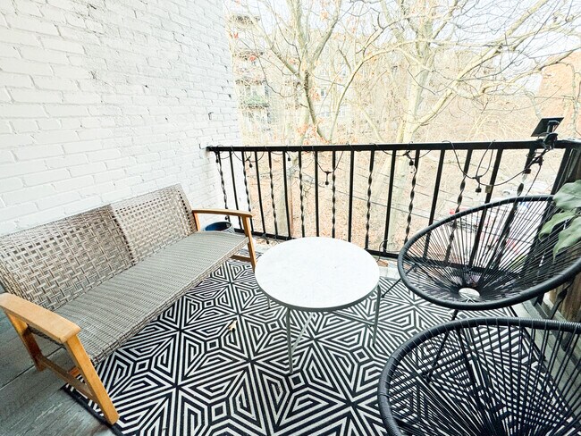 29 Mount Hood Rd unit 12, Brighton, MA 02135 - photo 4