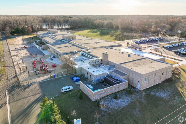 Over 30% of students are proficient in Reading and Mathematics at Castle Elementary School.