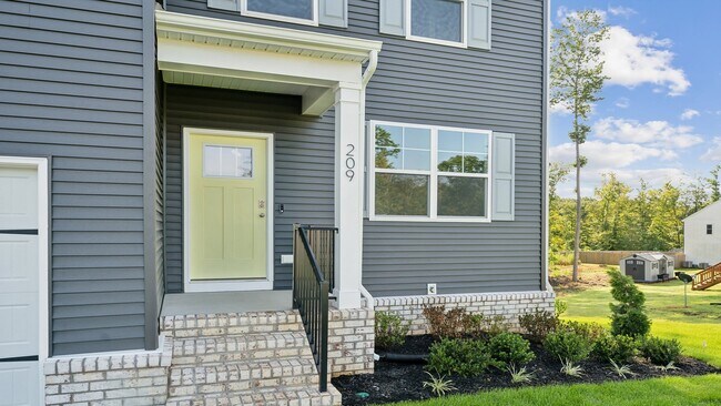 6028 Banyan Ln unit 38476183, Ampthill, VA 23234 - photo 5