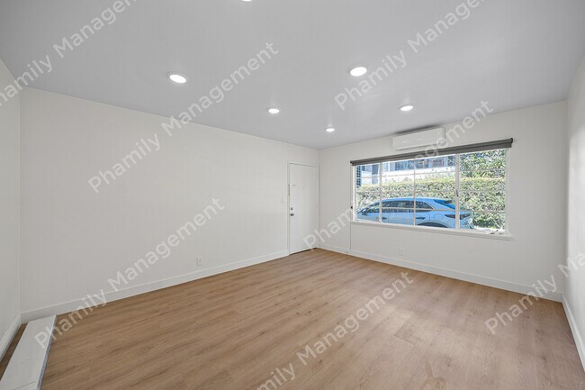 426 S Los Robles Ave unit C, Pasadena, CA 91101 - photo 4