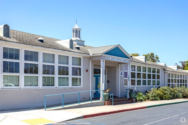 Paul Ecke-Central Elementary in Encinitas is a historic school with A rating.