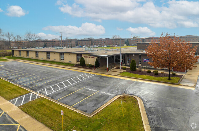 Scarlet Oak Elementary School has great academic and athletic opportunities for students.