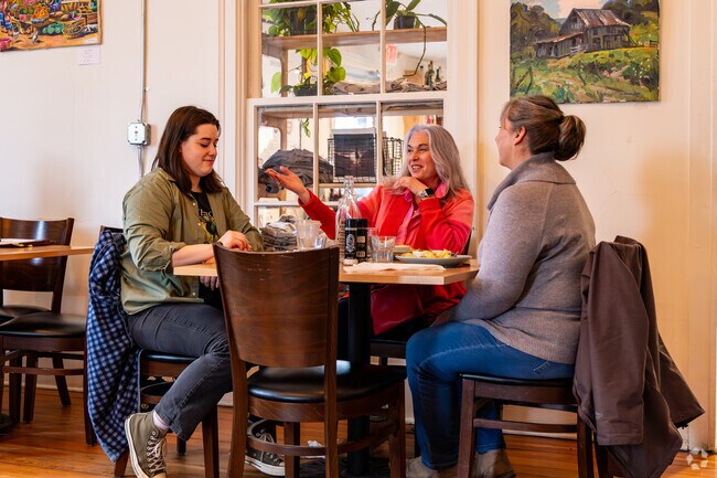 Grab a coffee and a classic Southern meal at Abingdon's The Girl and the Raven.