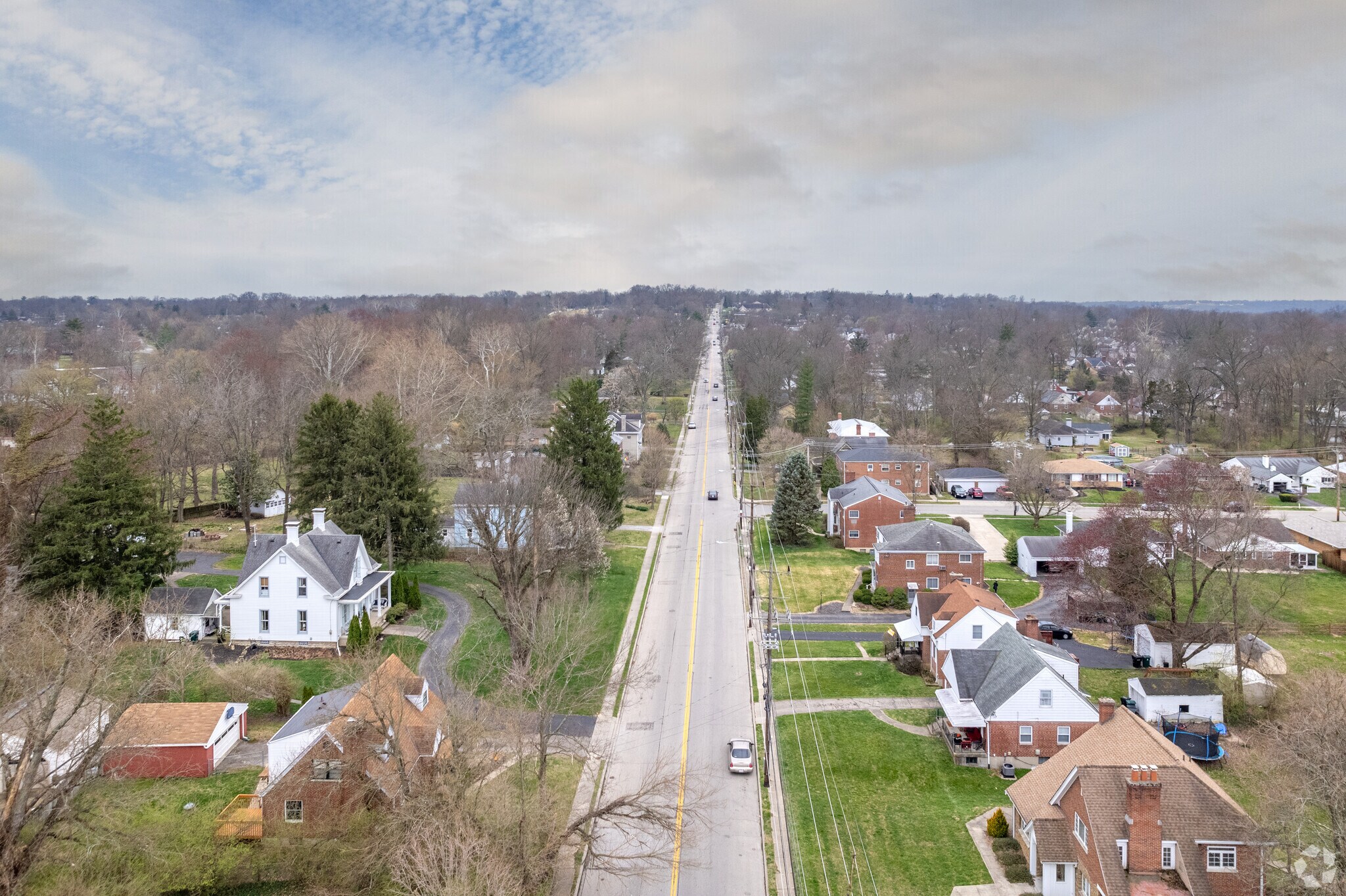 an aerial View of Mount Washington streets and homes.