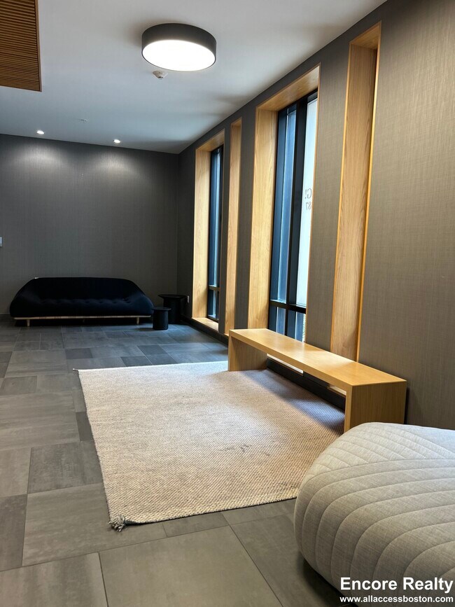 150 Camden St unit 308, Boston, MA 02118 - photo 6