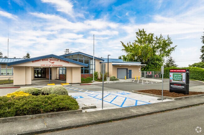 Sunny Brae Middle School is one of the top schools in the area.