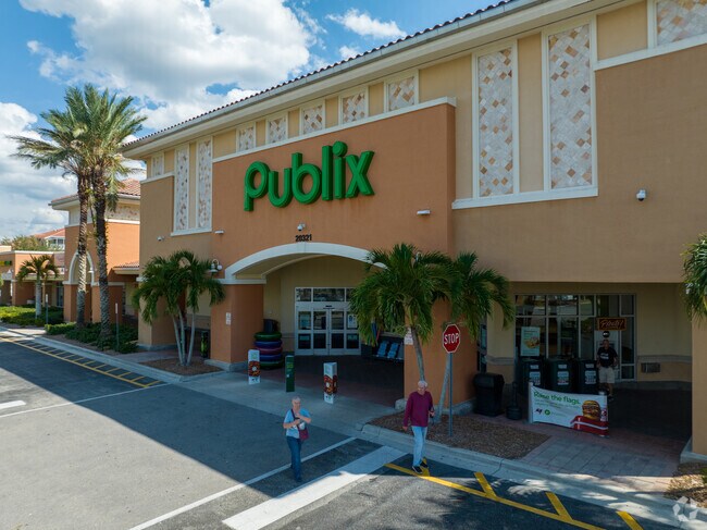 Punta Rassa residents love shopping at the Sanibel Beach Place Publix.