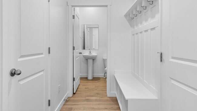 209 E Levengrove Dr, Lehi, UT 84048 - photo 3