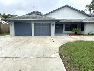147 Heron Pkwy, Royal Palm Beach, FL 33411