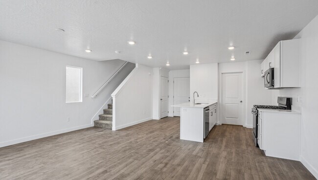 1689 S Wahweap Way unit 2382, Washington, UT 84780 - photo 3