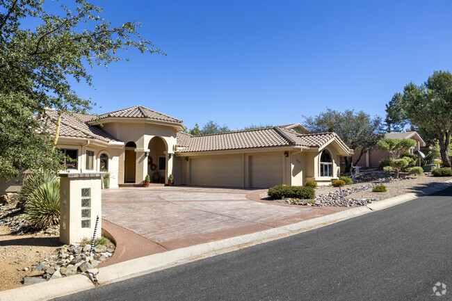 Homes in the northern part of the Hidden Valley Ranch neighborhood are typically larger.