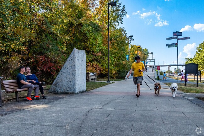 The Big Dam Bridge has walking trails for the whole family.