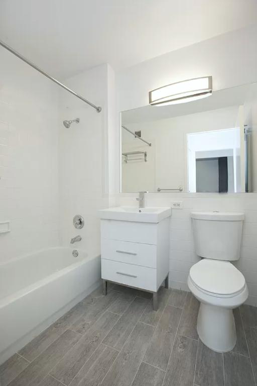 70 Little W St unit 809, New York, NY 10004 - photo 4