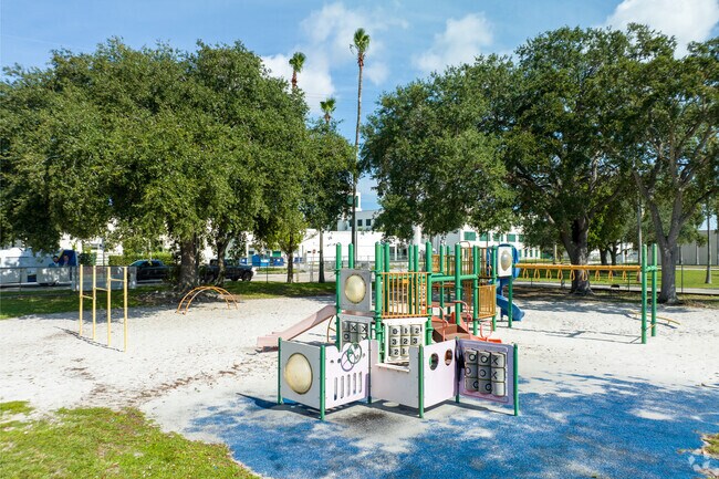 West Hollywood Elementary has playgrounds for the youngest students.
