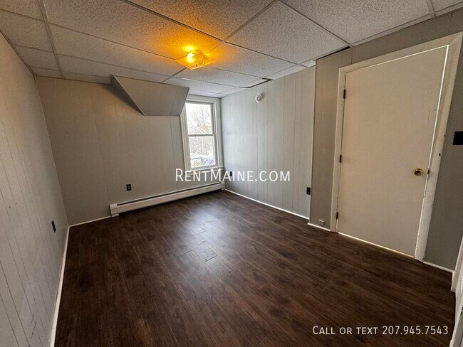 17 Edwards St unit 3, Waterville, ME 04901 - photo 4