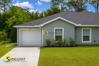 3849 Hollycrest St, Fort Myers, FL 33905