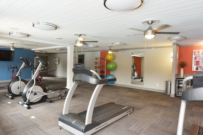 Veridian Castleton, Indianapolis, IN 46250 - photo 5