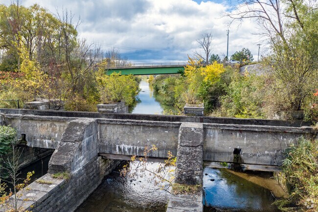 The Erie Canalway Trail is 10 miles long and takes 3 to 5 hours to walk.