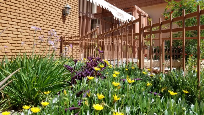 8108 Langdon Ave unit 3, Van Nuys, CA 91406 - photo 2