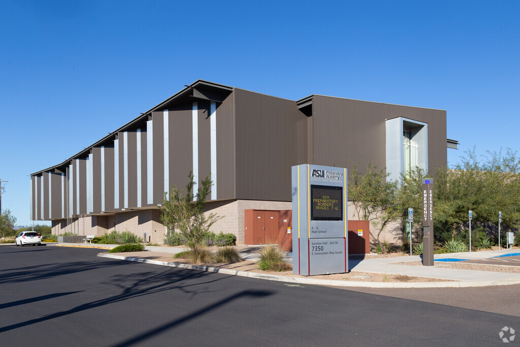ASU Preparatory Academy is a charter high school in Phoenix-Mesa Gateway.