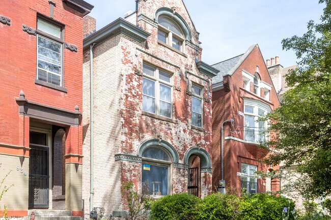 The neighborhood of Limerick is a close knit community.