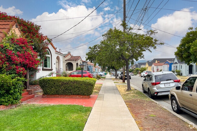 Durant Manor provides clean walking paths throughout the community.