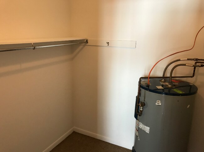 737 10th Ave unit 4, Huntington, WV 25701 - photo 4