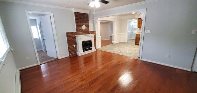 816 N Commerce Ave, Front Royal, VA 22630 - photo 3