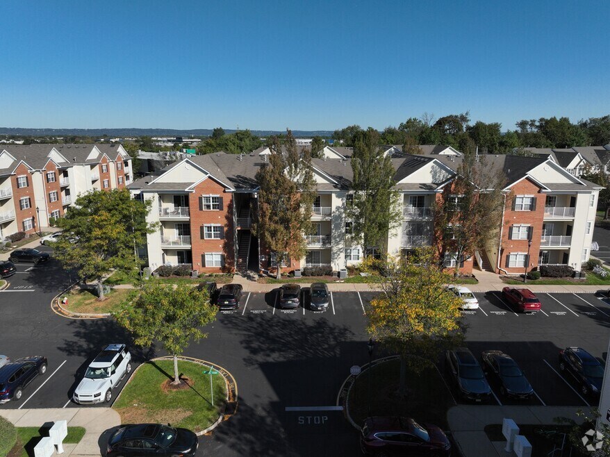 1022 Flakne Ct, South Plainfield, NJ 07080 - photo 2