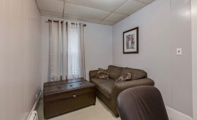 88 Oak St unit 2, Lawrence, MA 01841 - photo 5