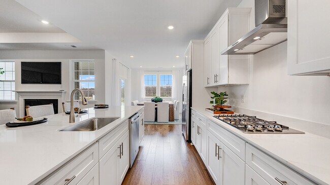 81 Fillmore Dr, Monroe Township, NJ 08831 - photo 7