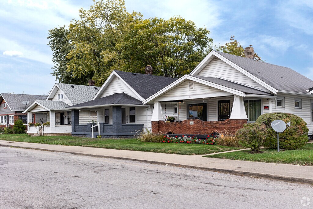 About North Haughville Schools, Demographics, Things to Do