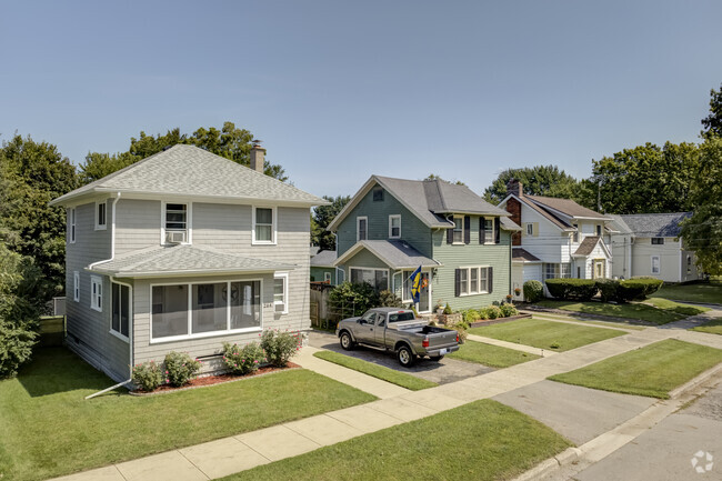 Homes in Falling Waters sit on cozy, well-maintained lots.
