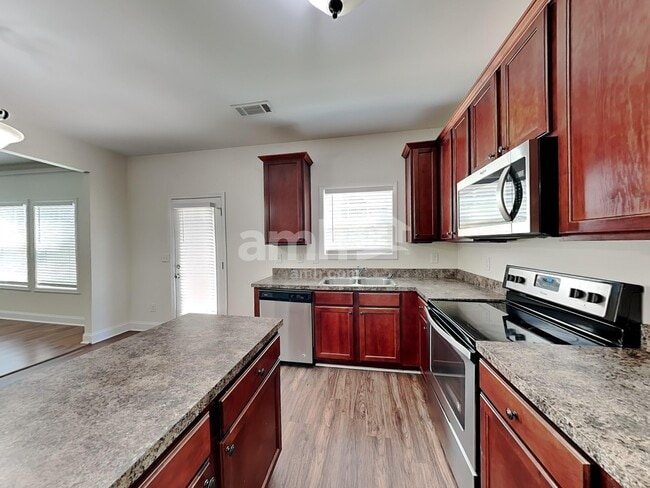 6260 Cove Creek Dr, Flowery Branch, GA 30542 - photo 3