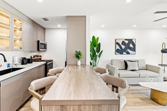 8115 Thomas Dr unit ID1354988P, Panama City, FL 32408 - photo 4