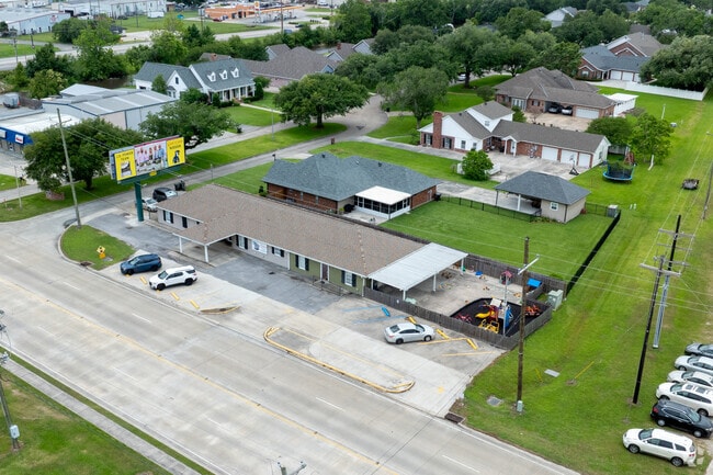 Stella Learning Center is a private school in Houma, Louisiana serving students from Elementary through High School.