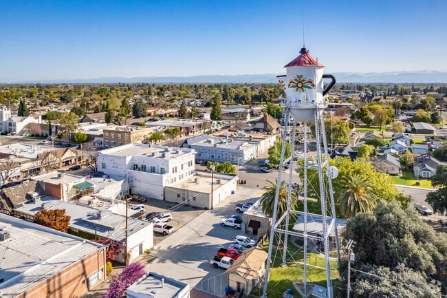 Kingsburg's world famous Swedish Coffee Pot water tower looks over downtown.