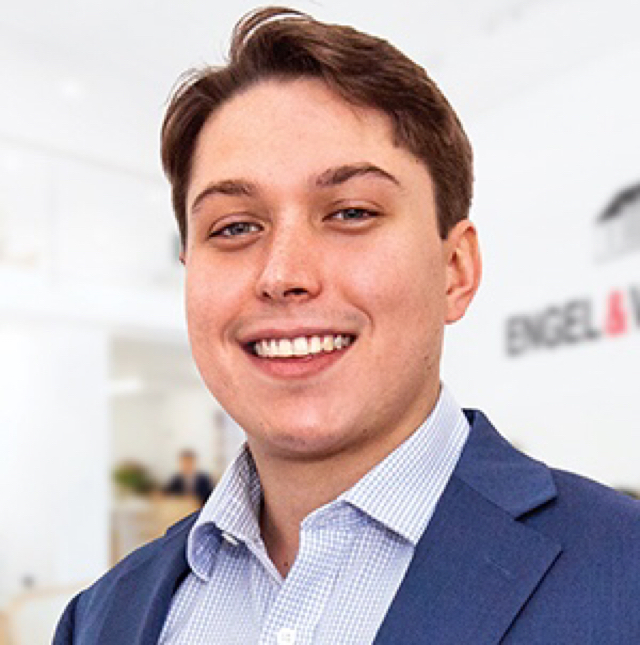 Agent Photo